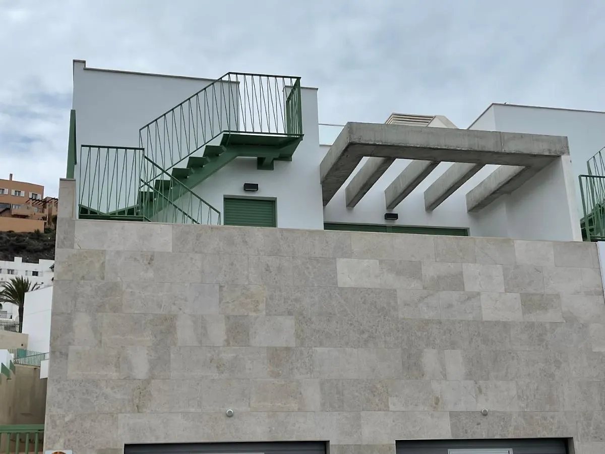 Precioso apartamento frente a la playa con piscina Mojácar