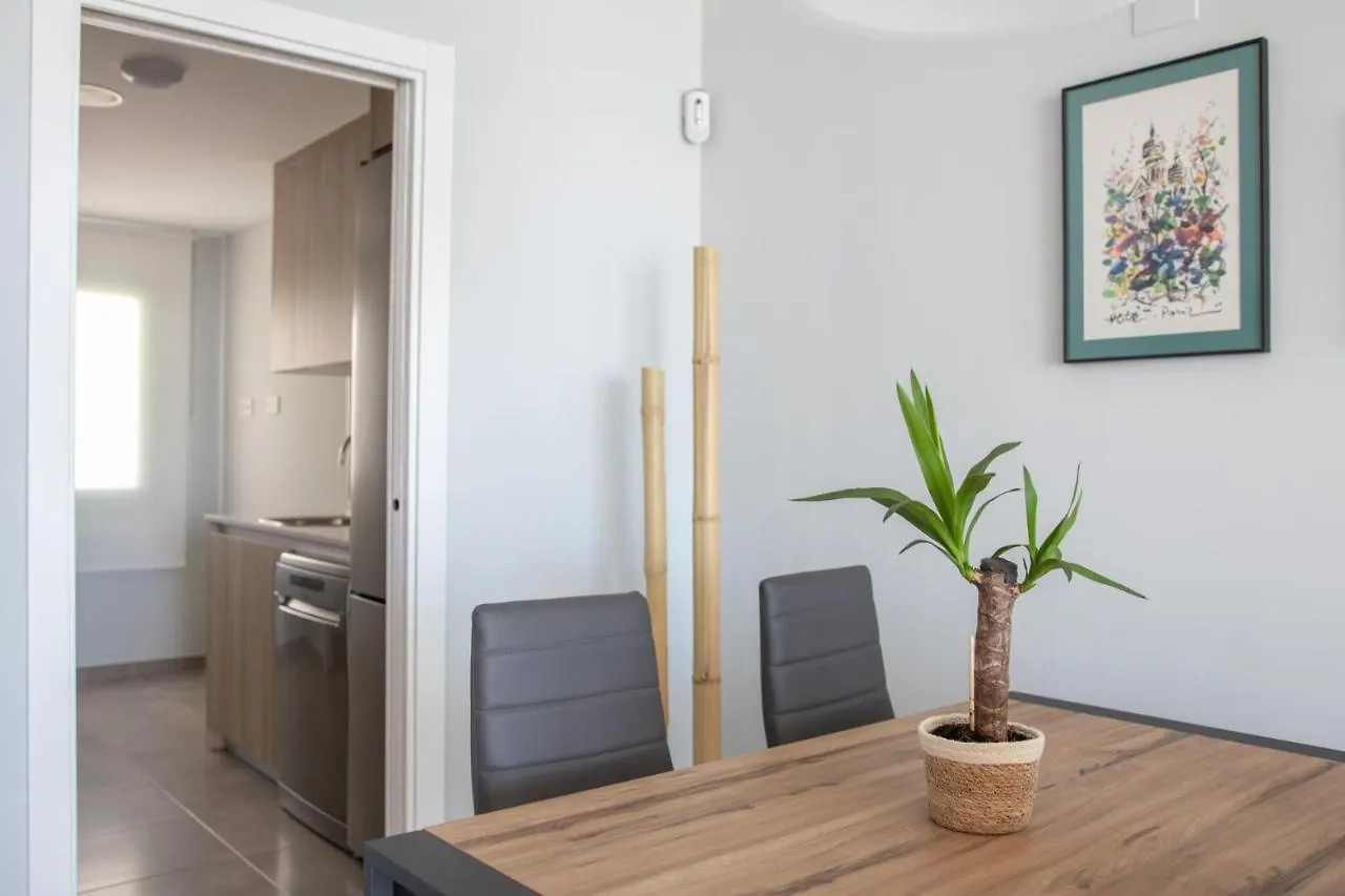 Precioso apartamento frente a la playa con piscina Mojácar