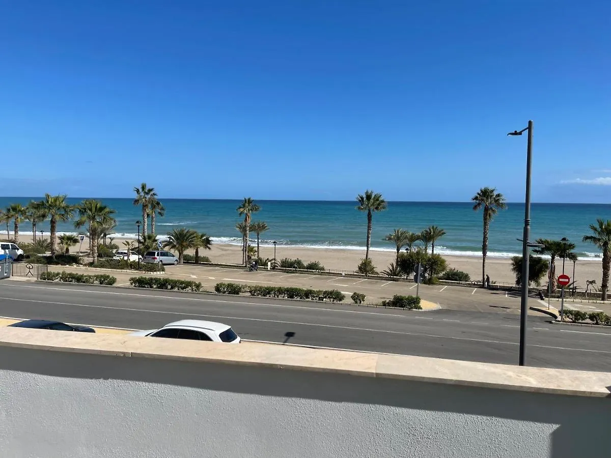 Precioso apartamento frente a la playa con piscina Mojácar